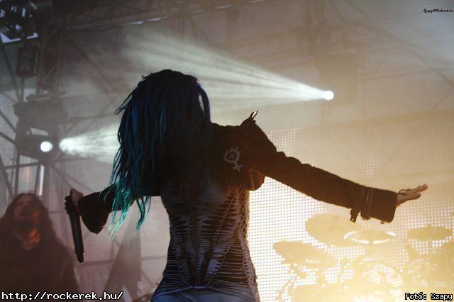  Arch Enemy,  Drone - Fot: Szapy