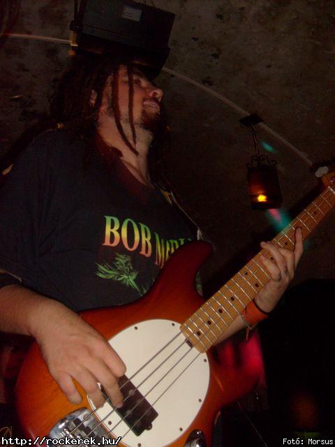  Fly-Tox,  Green Chillers,  Rocken Dogs,  Kerecsen,  Mr. Eddie Krueger,  Vaktltny,  Kpr Sndor Npi Zenekara - Fot: Morsus