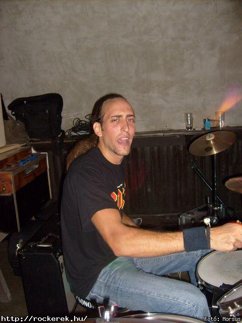  Fly-Tox,  Green Chillers,  Rocken Dogs,  Kerecsen,  Mr. Eddie Krueger,  Vaktltny,  Kpr Sndor Npi Zenekara - Fot: Morsus