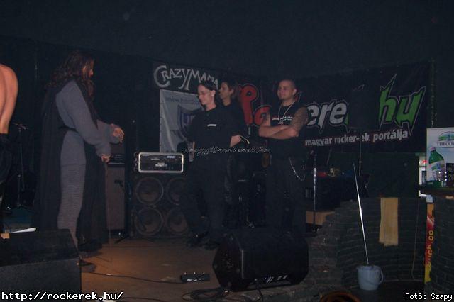  Crossholder, Mr. Basary Group, Remove - Fot: Szapy