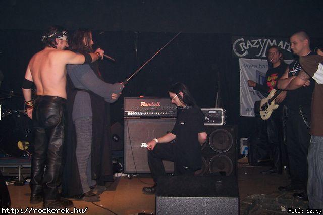 Crossholder, Mr. Basary Group, Remove - Fot: Szapy