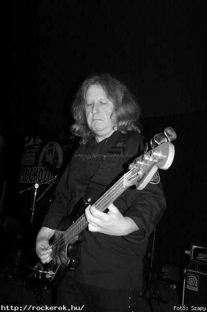  Crossholder, Mr. Basary Group, Remove - Fot: Szapy