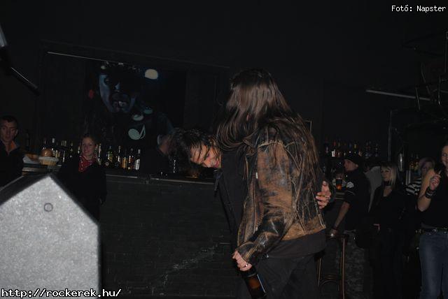  Bastards Of Bodom, Sicitur Adastra, Treff - Fot: Napster