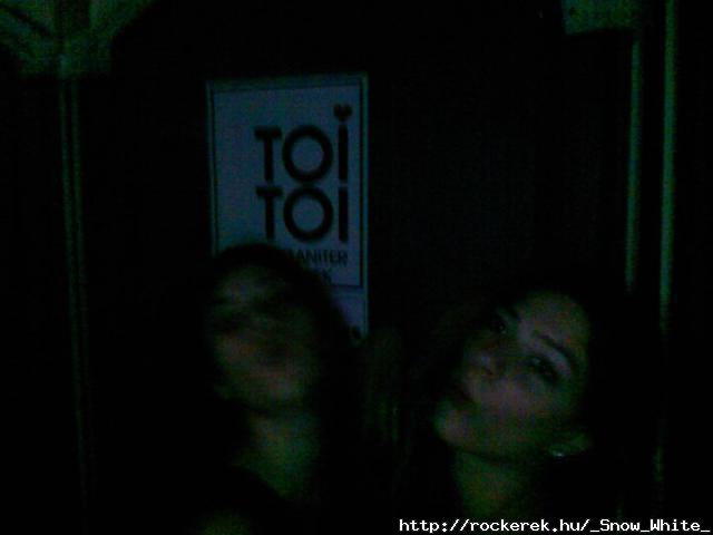 "We Love Toi Toi"