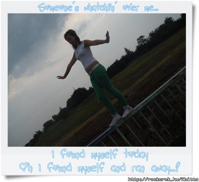 llok ott mint fasz a lakodalomban :D