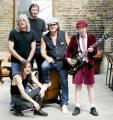 Ac /Dc     csak mr kicsit idsebek :)