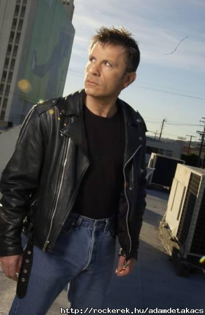 Paul "Bruce" Dickinson