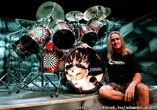 Nicko McBrain