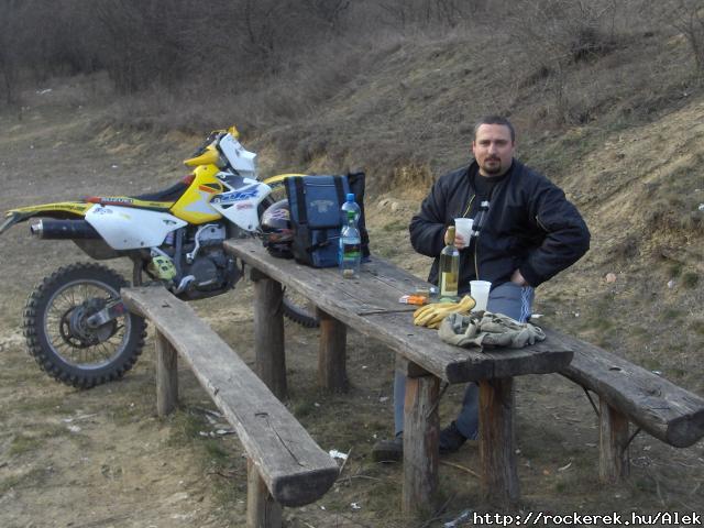 egy kis motorozs