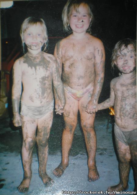 Mikor mg menk voltunk XDD (ballrl kezdve:n,Lilla,Inez)