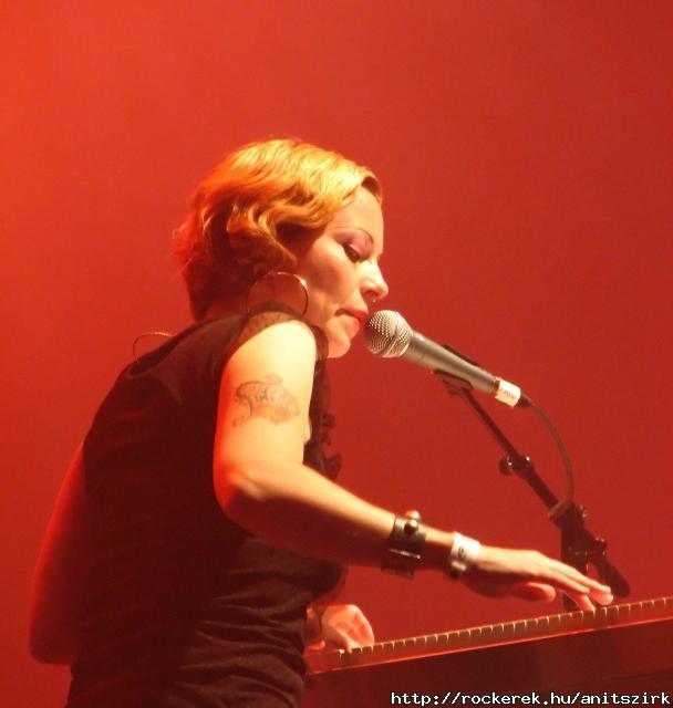 Anneke :)