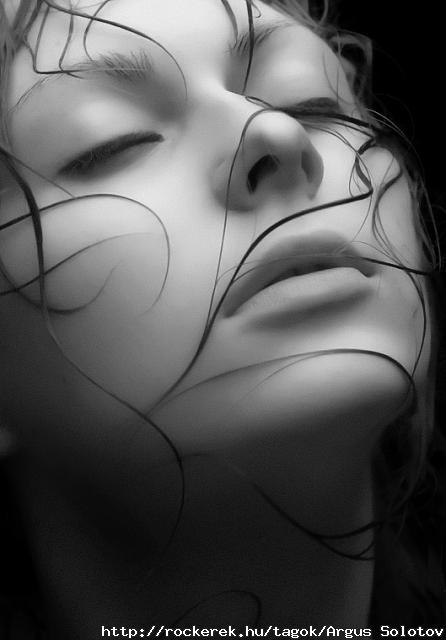 "Lately things won`t go my way, Lately everything is grey, It feels like something, It feels like nothing..."