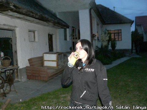 Danafeszten:)