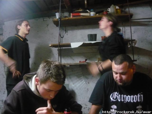 probalunk be baszni de ez mas nap van