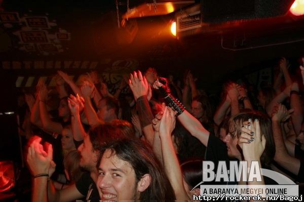 Raise Your Fist! >:D