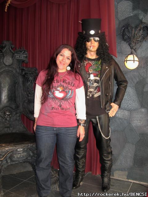 Slash-el  elmentem  1  srre...