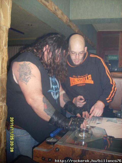 koncert eltti megbeszls szmokban