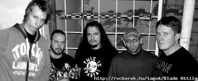 Solidity, a zenakarom (2012)