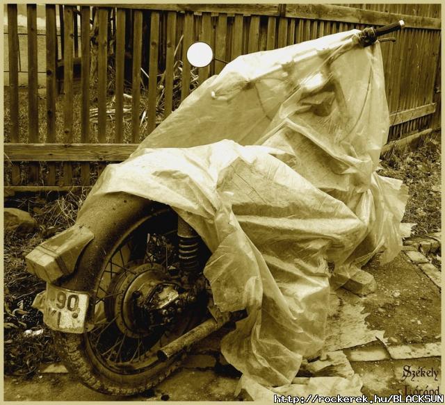 Sajt - Dead bike