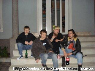 1355353352144