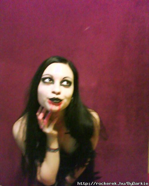 happyface me (: