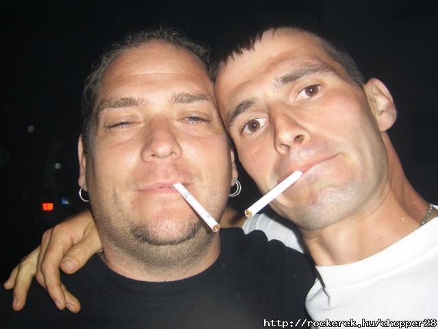 Mikor a wisky a fejembe szll,rohadt csunyak vagyunk:)))