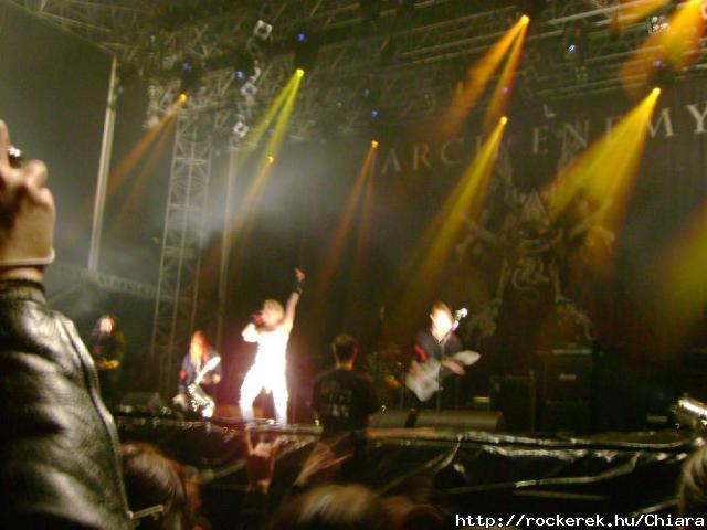 A kp kicsit homlyos de az emlk mg lnken bennem l!Arch Enemy!!!