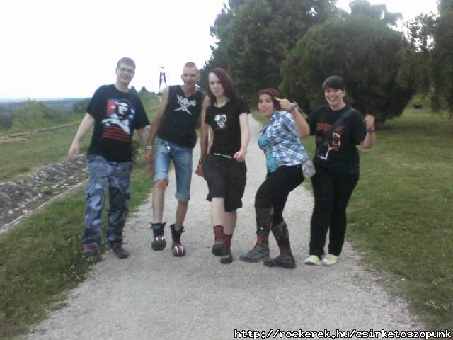 bemutatunk a dunapartnak:)