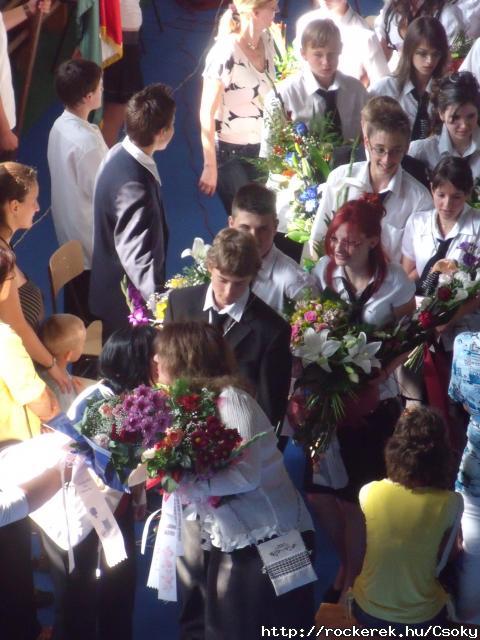 avrshajlnytkell figyelni.(azvagyokn)
