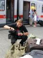 - Mr megint az emberisg mrgt keveri...