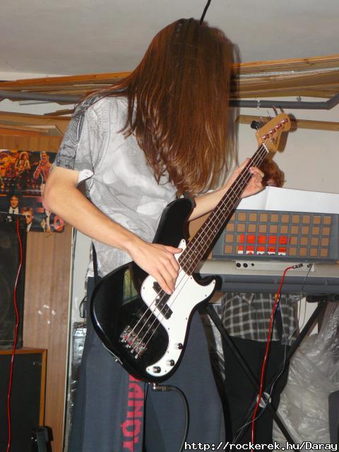 A no-name basszeros :D.