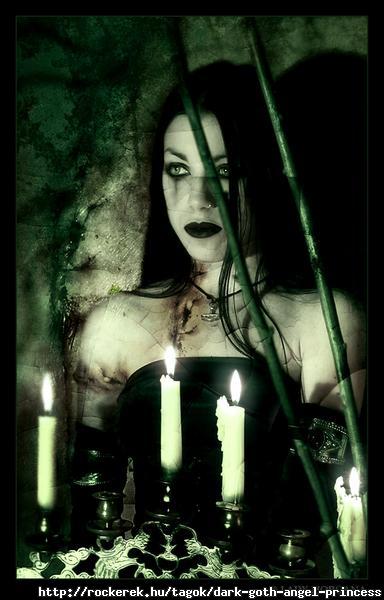 Gothic girl x)