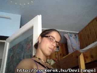 s tnyleg ENNYI!!!! :D