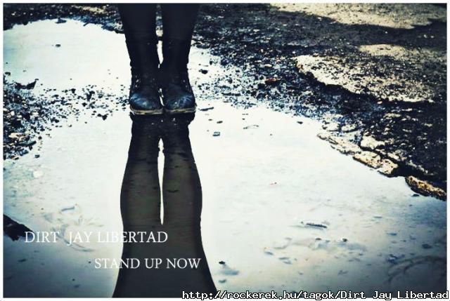 Album cover : https://www.facebook.com/lapetitemortphotography?fref=ts