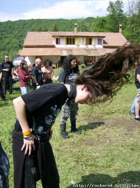 valami rock lehet:)