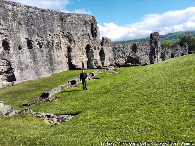 Denbigh Castle ruins