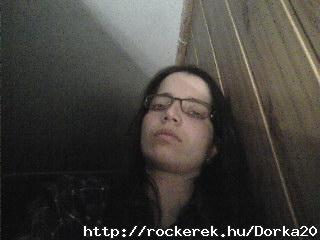 este