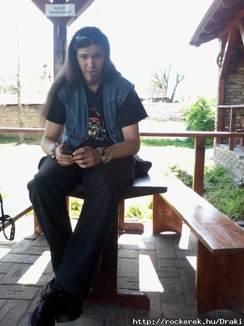2012-04-22 12.41.30