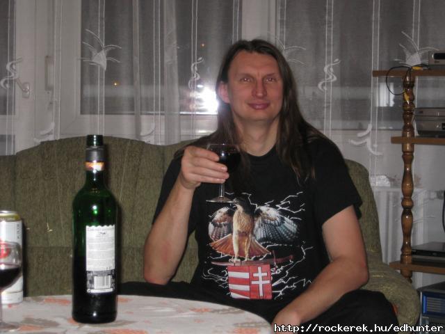 ljen a HAZA egszsgnkre!!!