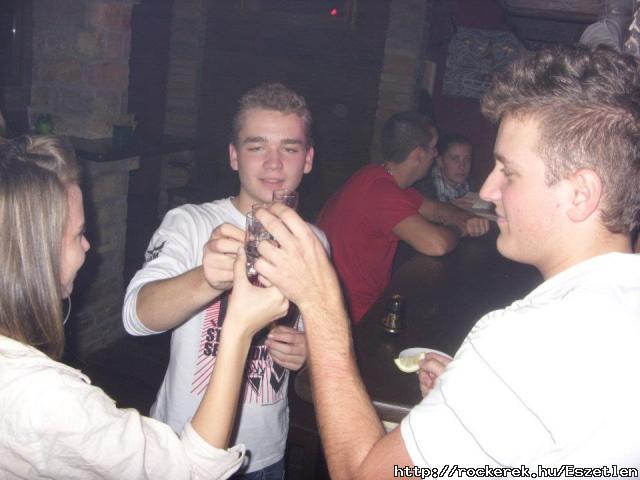 koccints :) haver 17.szlinapja