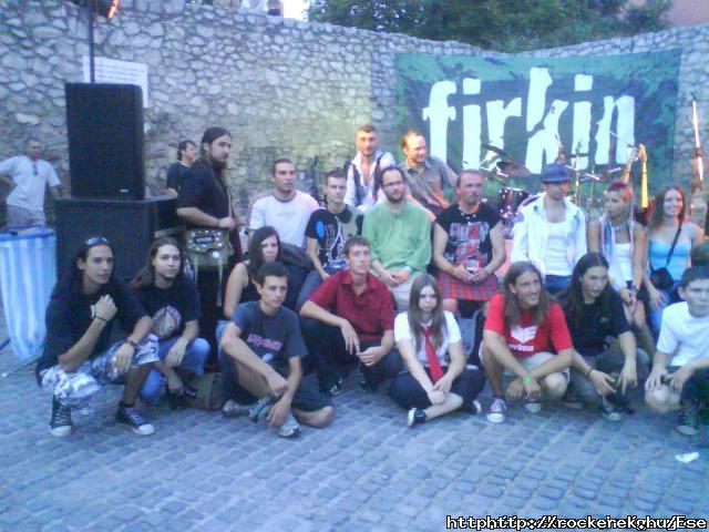 Pcsi rockarcokkal