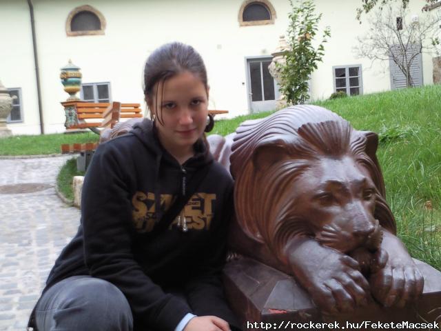 kt kisOroszln^^