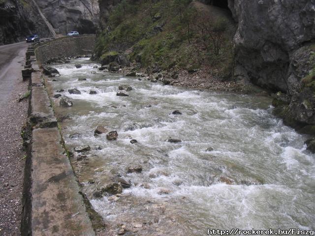 Bks szoros