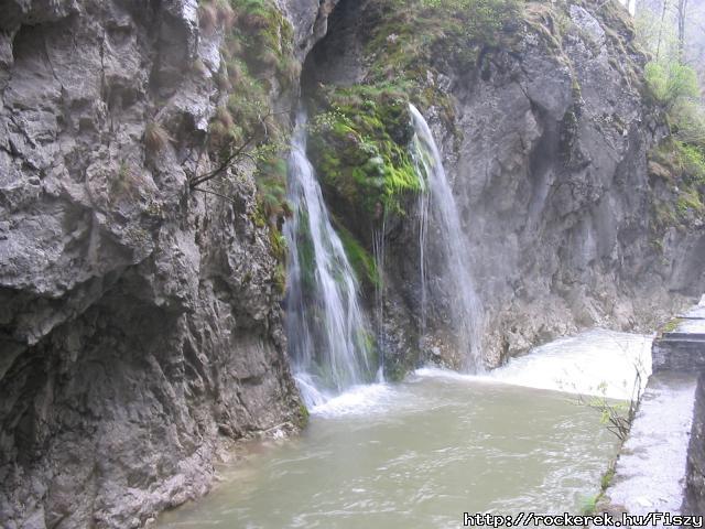 Bks szoros2