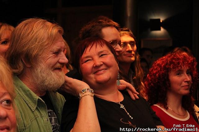 ZBB koncert,eltrben nhny "ikon"