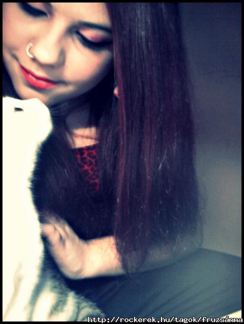 sziszaa..(L)