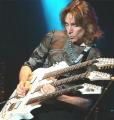 STEVE VAI mester