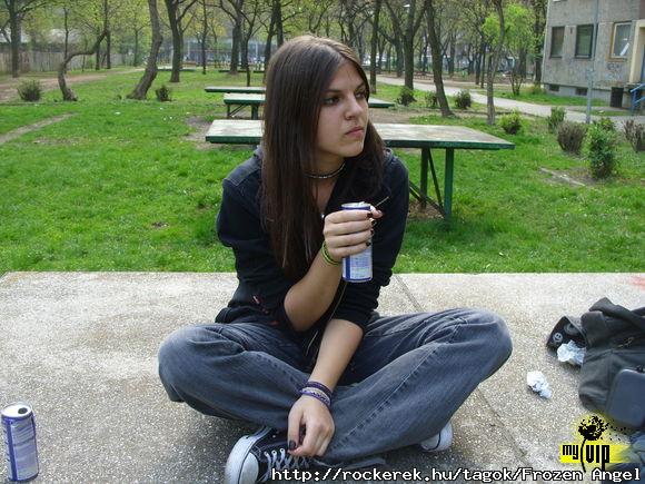 Az let olyan, mint a motor ha nem megy be kell RGNI  (nem szl ba tudom hogy nem alcoholt fogok)