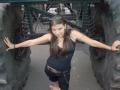 Gozilla kerekeit tmasztom Monster truck show eltt:)