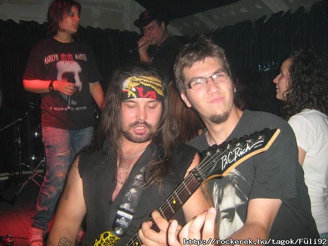 Metal Schoolban Rossz Szokson